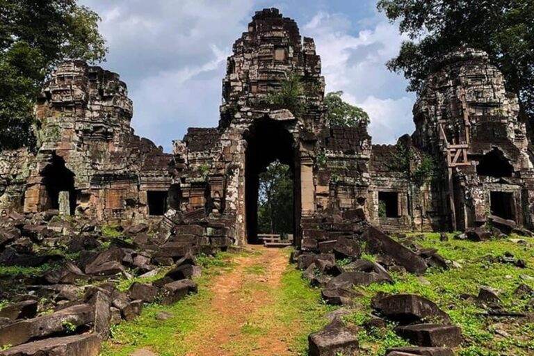 PreahKhan Kompong Svay 03